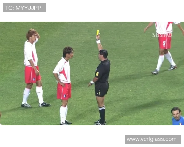 2002年世界杯意大利与韩国队激战的历史时刻回顾与分析